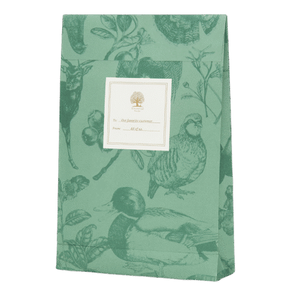 ESSENTIAL THE CHRISTMAS DOG PRESENT